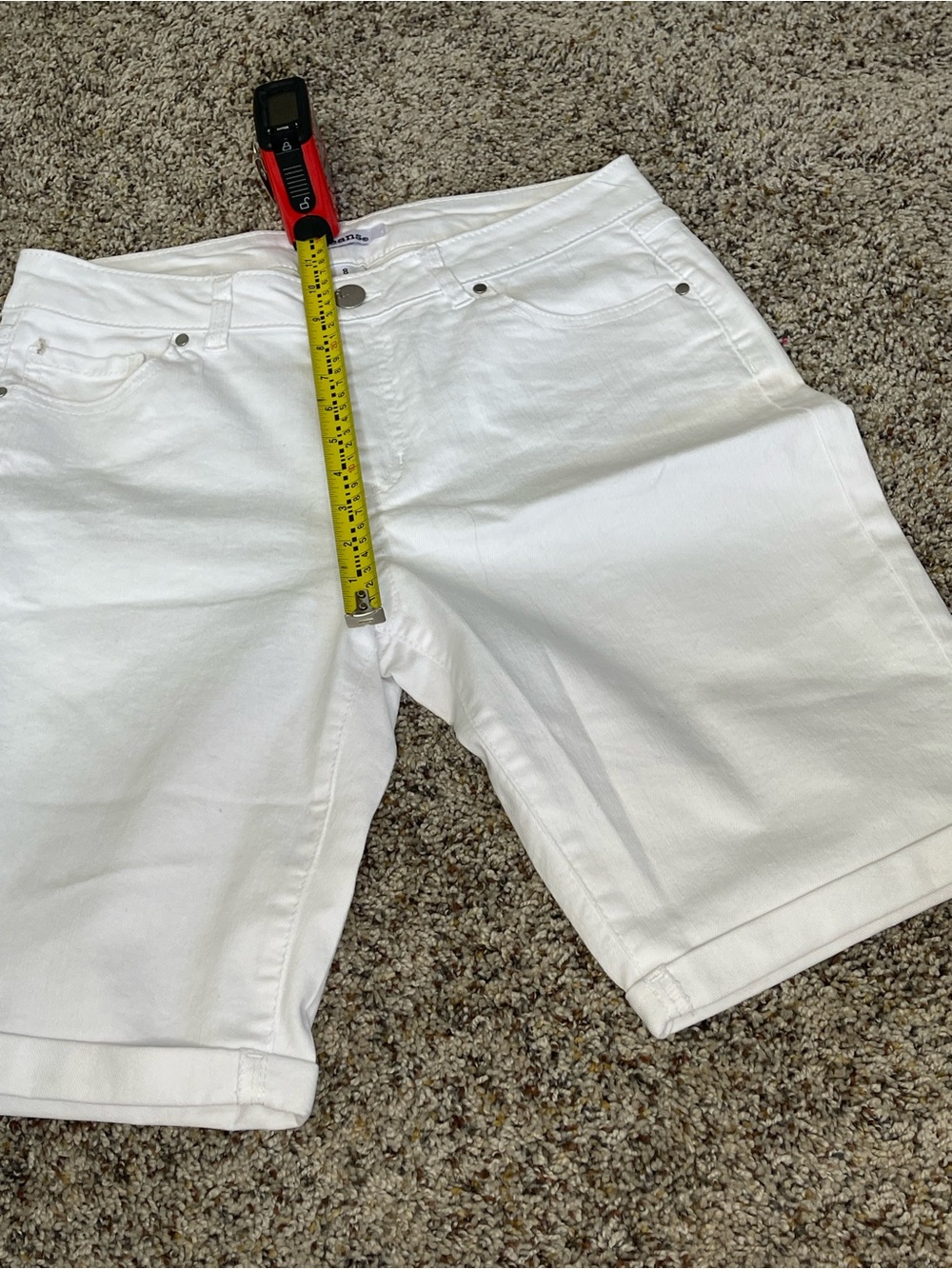 d. jeans White Bermuda Jean Shorts with cuff size 8 EUC - Picture 4 of 7